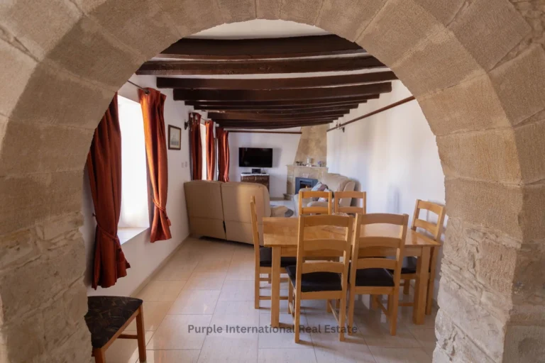 2 Bedroom House for Sale in Tochni, Larnaca District