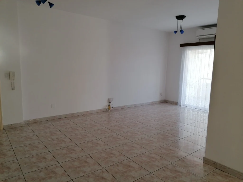 2 Bedroom Apartment for Sale in Limassol – Mesa Geitonia