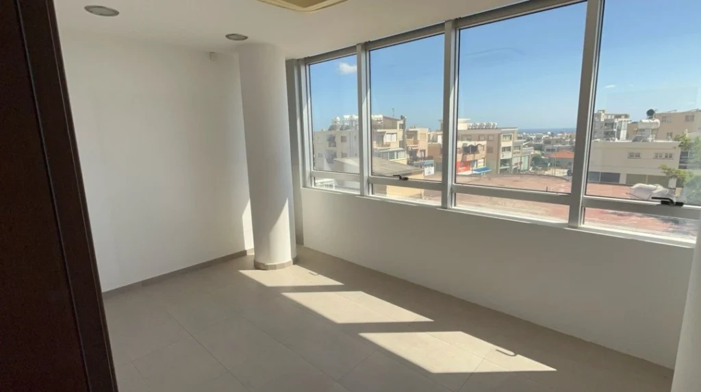 Γραφείο 124m² προς ενοικίαση στο Βασιλικό, Επαρχία Πάφου