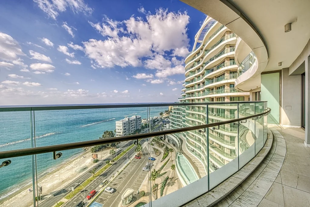 2 Bedroom Apartment for Rent in Potamos Germasogeias, Limassol District