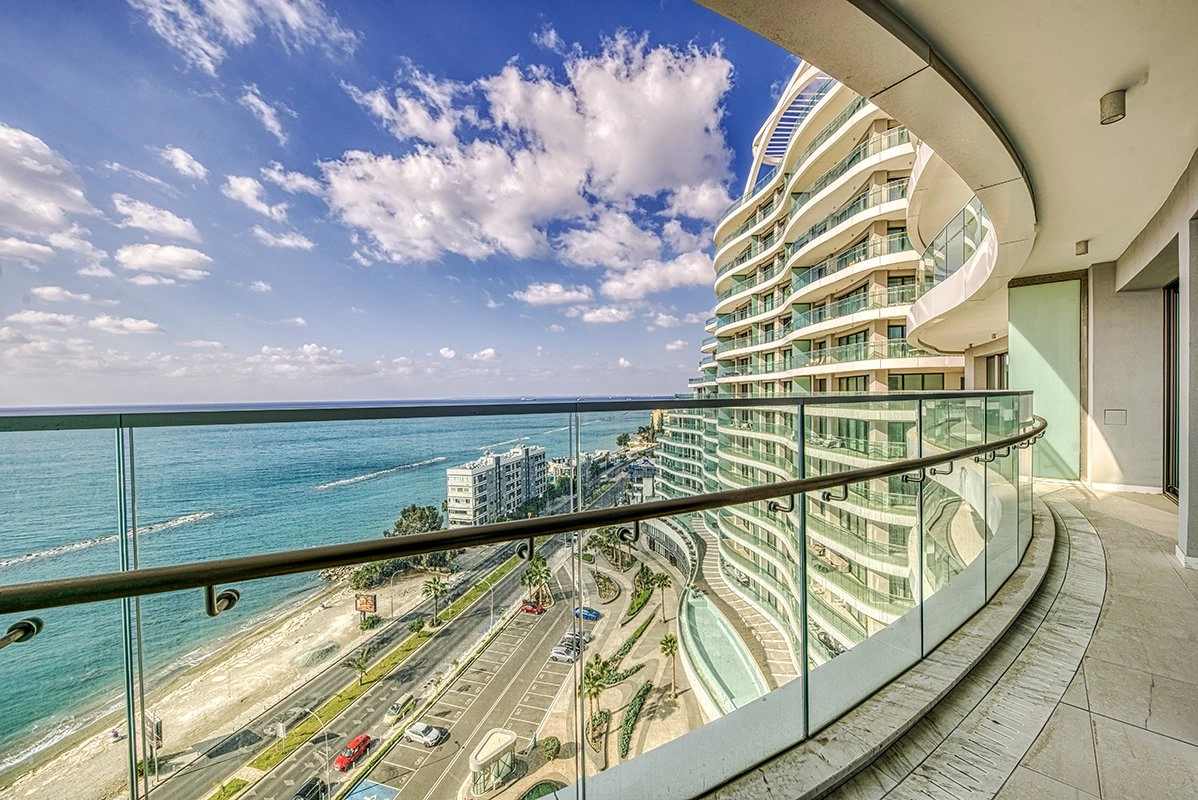 2 Bedroom Apartment for Rent in Potamos Germasogeias, Limassol District