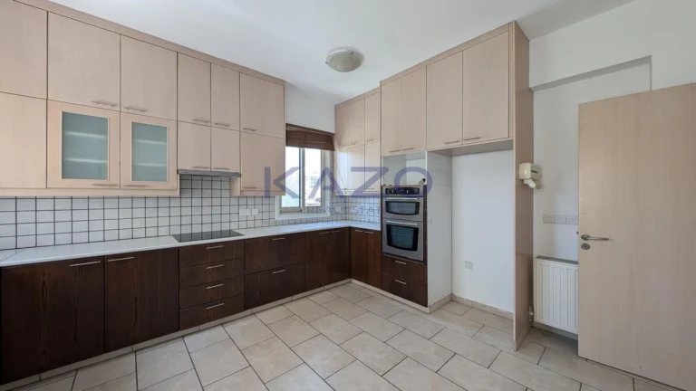 3 Bedroom Apartment for Sale in Strovolos, Nicosia District