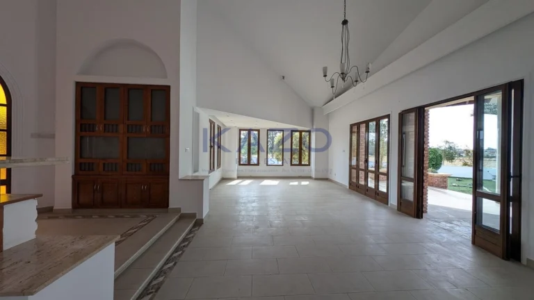 4 Bedroom House for Sale in Geri, Nicosia District