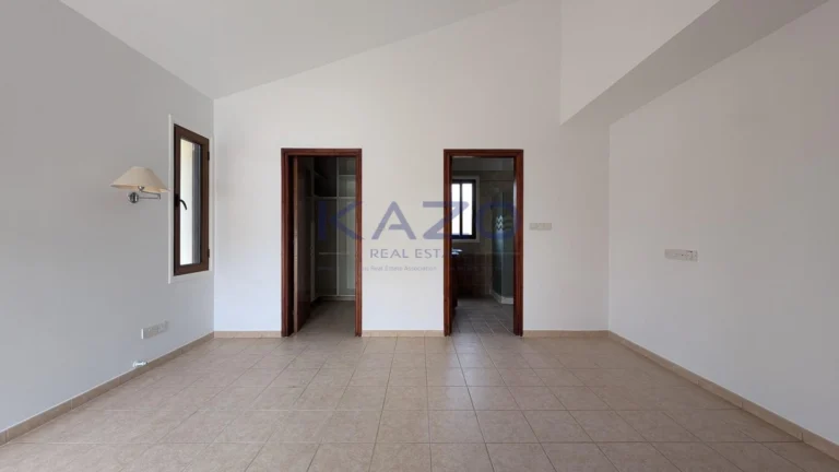 4 Bedroom House for Sale in Geri, Nicosia District