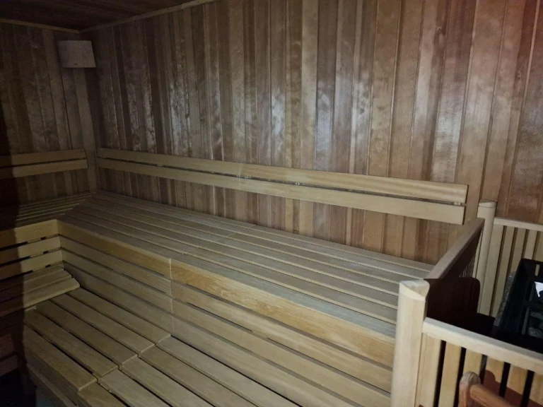 6+ Bedroom House for Sale in Agios Tychonas, Limassol District