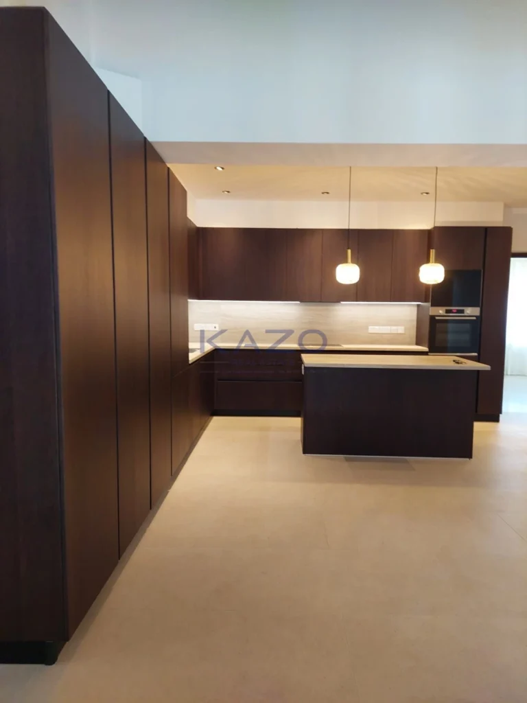 5 Bedroom House for Sale in Limassol – Kapsalos
