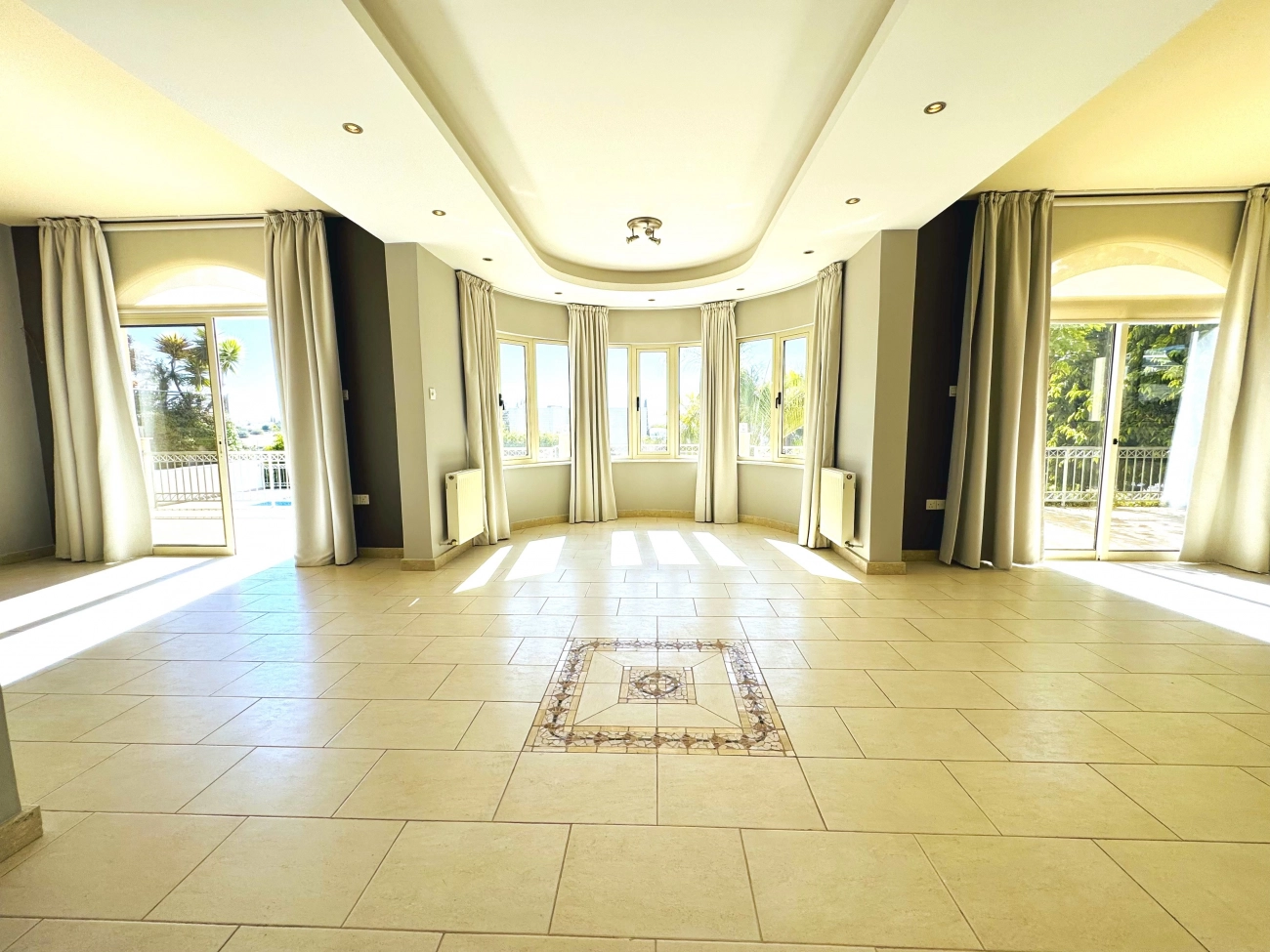 5 Bedroom House for Sale in Germasogeia, Limassol District
