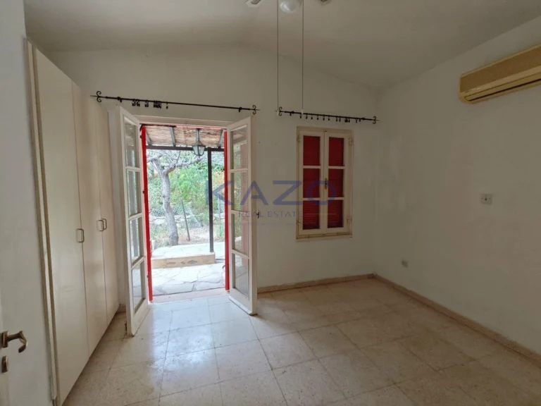 2 Bedroom House for Sale in Agios Tychonas, Limassol District