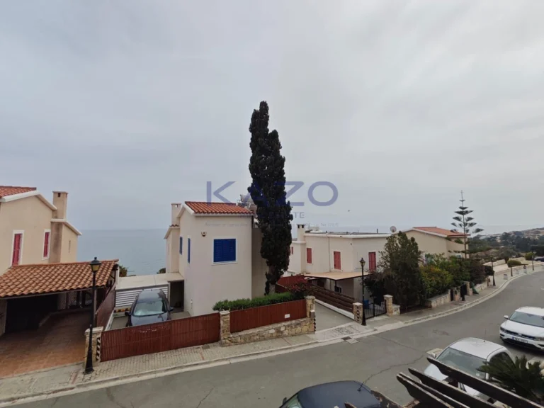 2 Bedroom House for Sale in Agios Tychonas, Limassol District