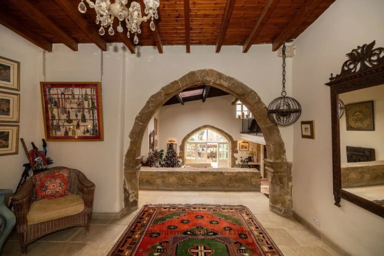 2 Bedroom House for Sale in Tochni, Larnaca District