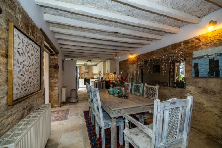 2 Bedroom House for Sale in Tochni, Larnaca District