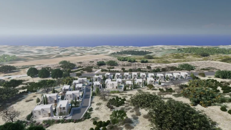 5 Bedroom House for Sale in Peyia, Paphos District
