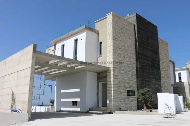 4 Bedroom House for Sale in Peyia, Paphos District