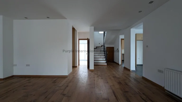 5 Bedroom House for Sale in Engomi, Nicosia District