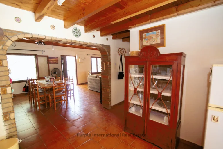 3 Bedroom House for Sale in Vavla, Larnaca District