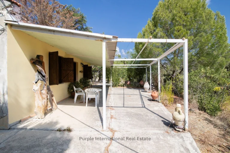 3 Bedroom House for Sale in Vavla, Larnaca District