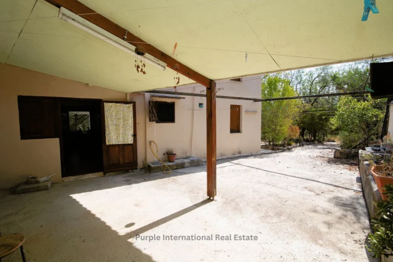 3 Bedroom House for Sale in Vavla, Larnaca District