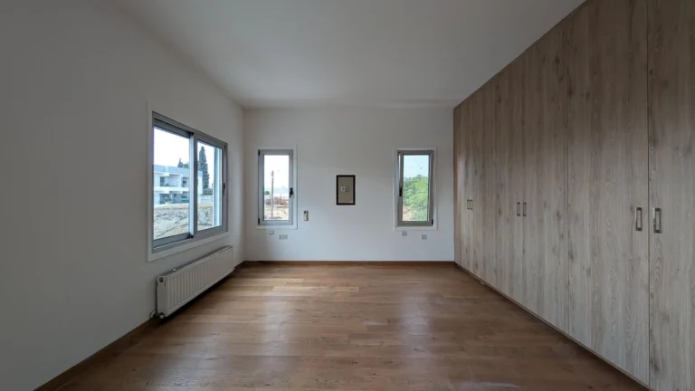 5 Bedroom House for Sale in Engomi, Nicosia District