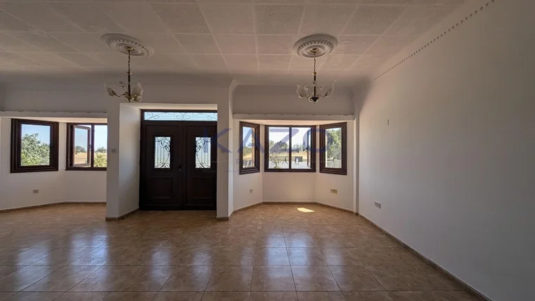 3 Bedroom House for Sale in Avgorou, Famagusta District