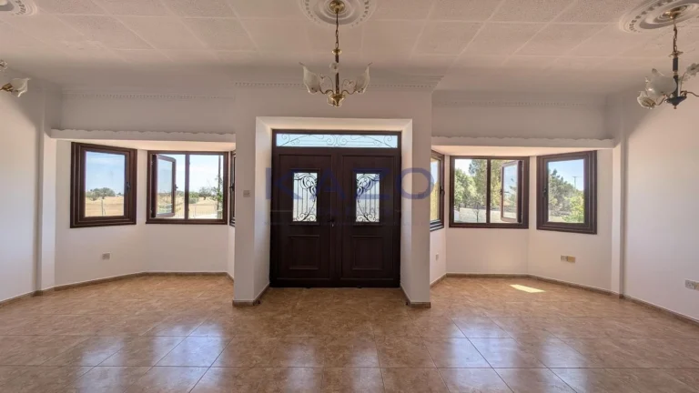 3 Bedroom House for Sale in Avgorou, Famagusta District