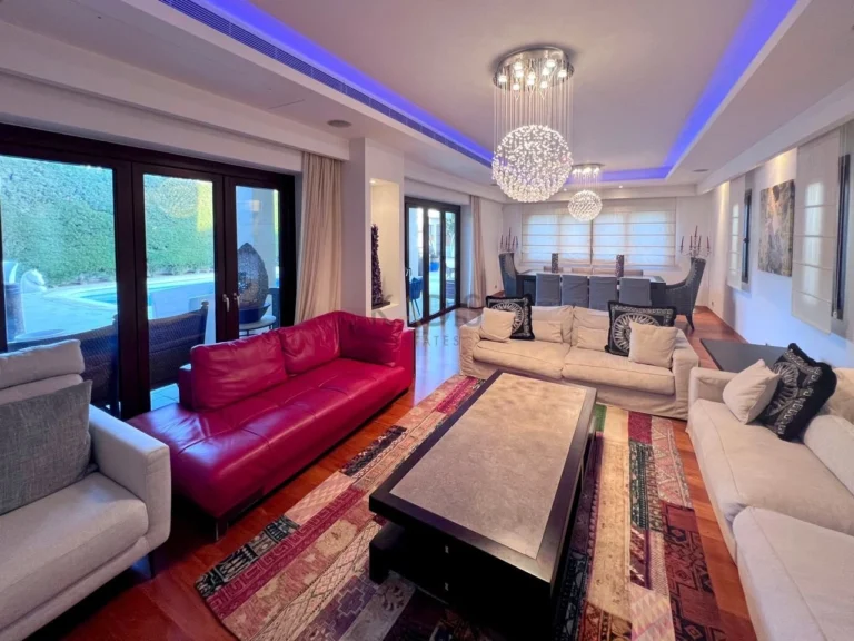 5 Bedroom House for Rent in Engomi, Nicosia District