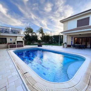 5 Bedroom House for Rent in Engomi, Nicosia District