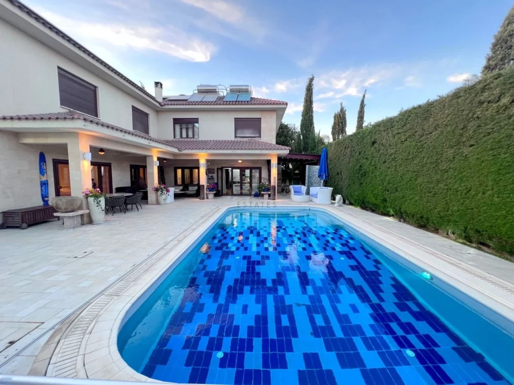 5 Bedroom House for Rent in Engomi, Nicosia District