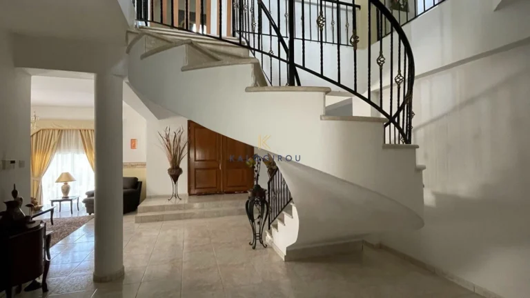 5 Bedroom House for Sale in Anafotida, Larnaca District