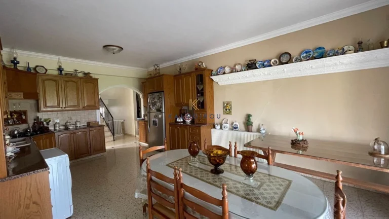 5 Bedroom House for Sale in Anafotida, Larnaca District