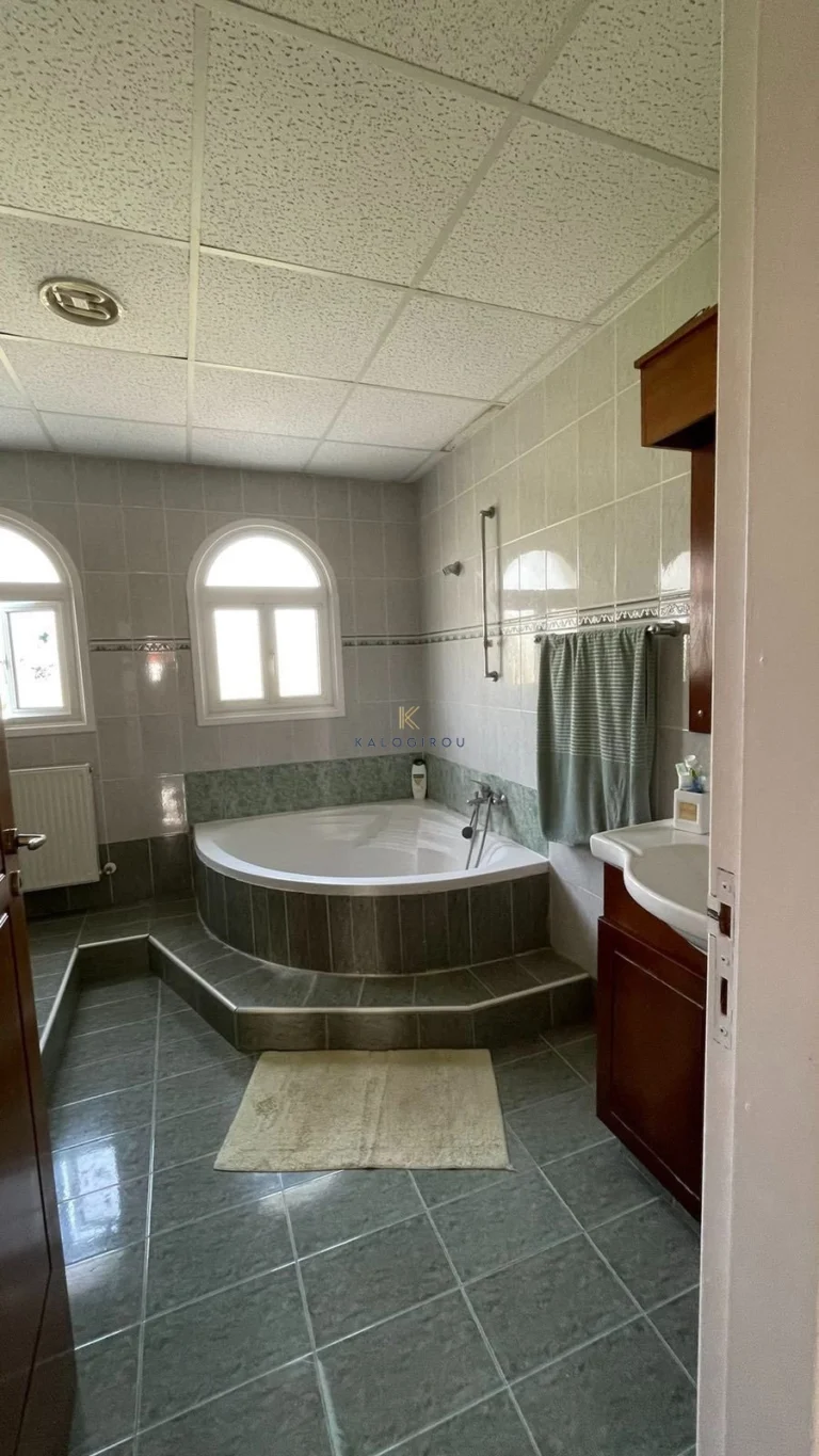 5 Bedroom House for Sale in Anafotida, Larnaca District