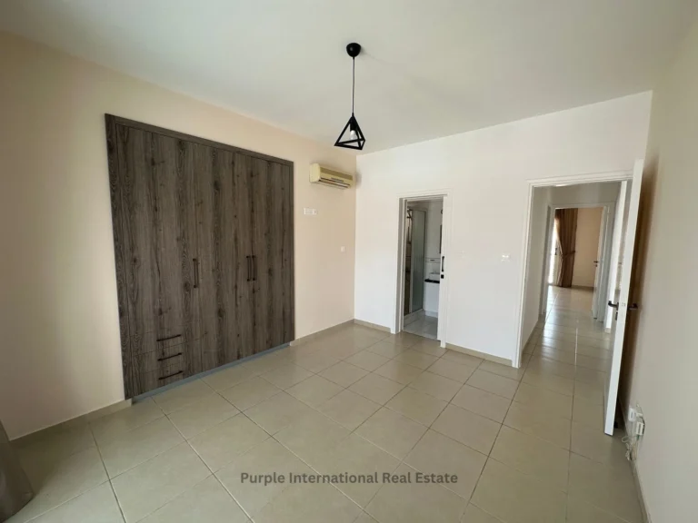 2 Bedroom Apartment for Sale in Paphos – Universal