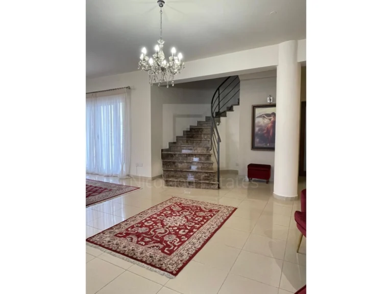 4 Bedroom House for Rent in Makedonitissa, Nicosia District