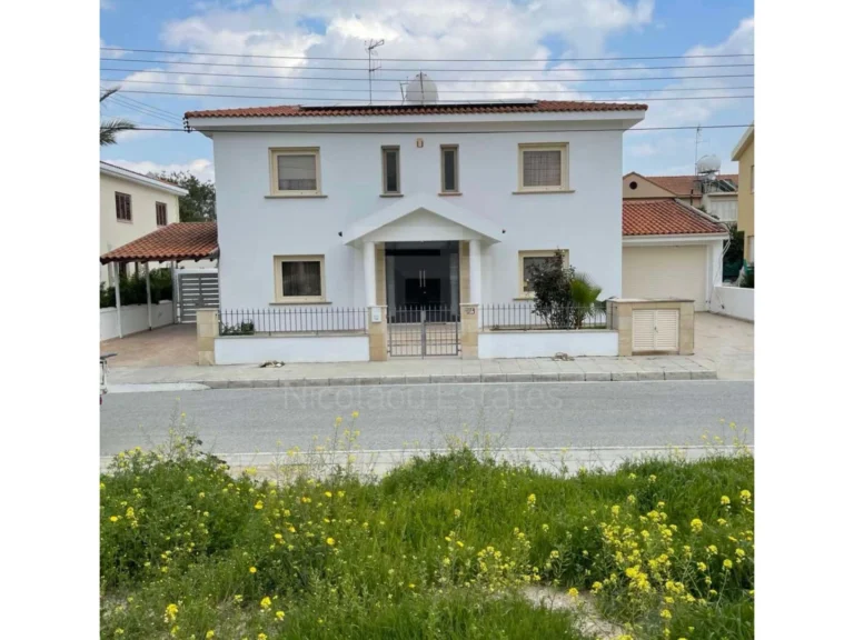 4 Bedroom House for Rent in Makedonitissa, Nicosia District