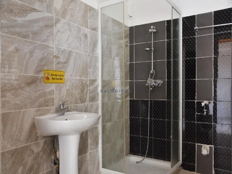 5 Bedroom House for Sale in Famagusta – Agia Napa