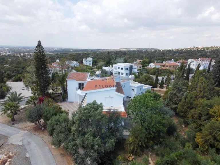5 Bedroom House for Sale in Famagusta – Agia Napa