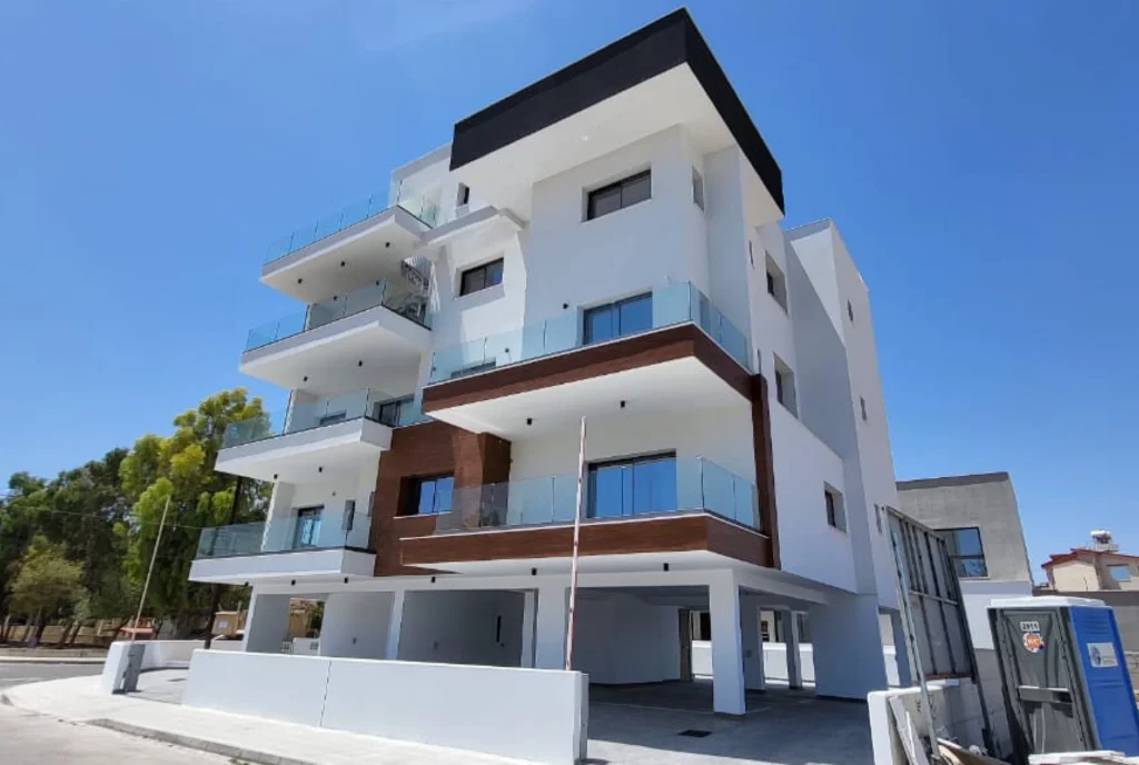 4 Bedroom Apartment for Sale in Limassol – Zakaki
