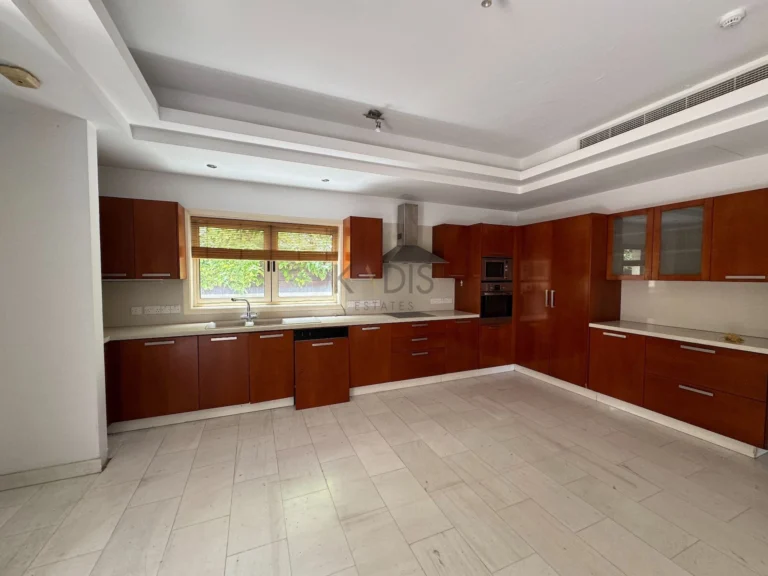 Cheap Houses and Villas for Sale Nicosia up to 900000 euro