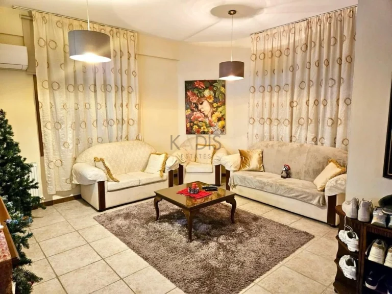 4 Bedroom House for Sale in Episkopi Lemesou, Limassol District