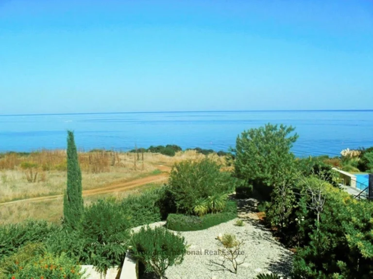 4 Bedroom House for Sale in Latchi (Lakki / Latsi), Paphos District