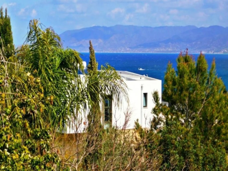 3 Bedroom House for Sale in Latchi (Lakki / Latsi), Paphos District