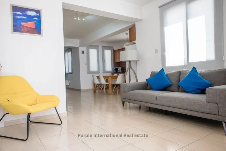 1381m² Building for Sale in Kissonerga, Paphos District