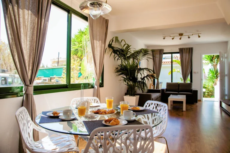 1381m² Building for Sale in Kissonerga, Paphos District