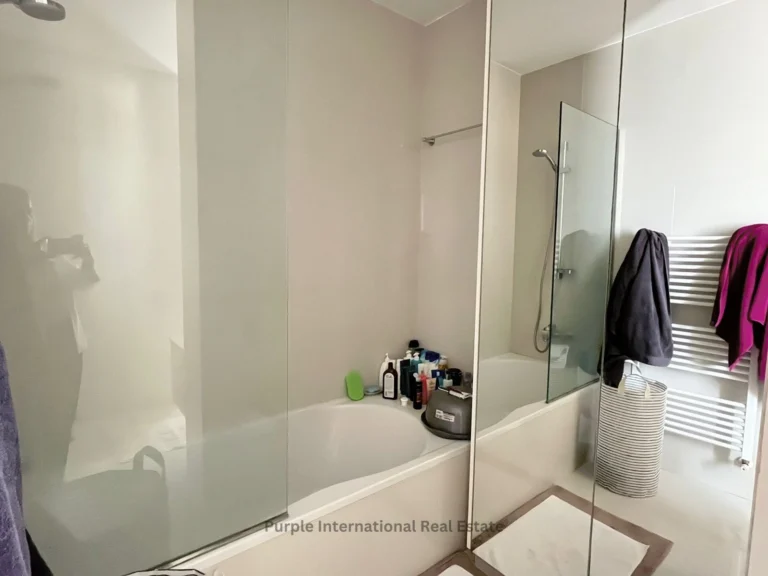 5 Bedroom House for Sale in Paphos – Anavargos