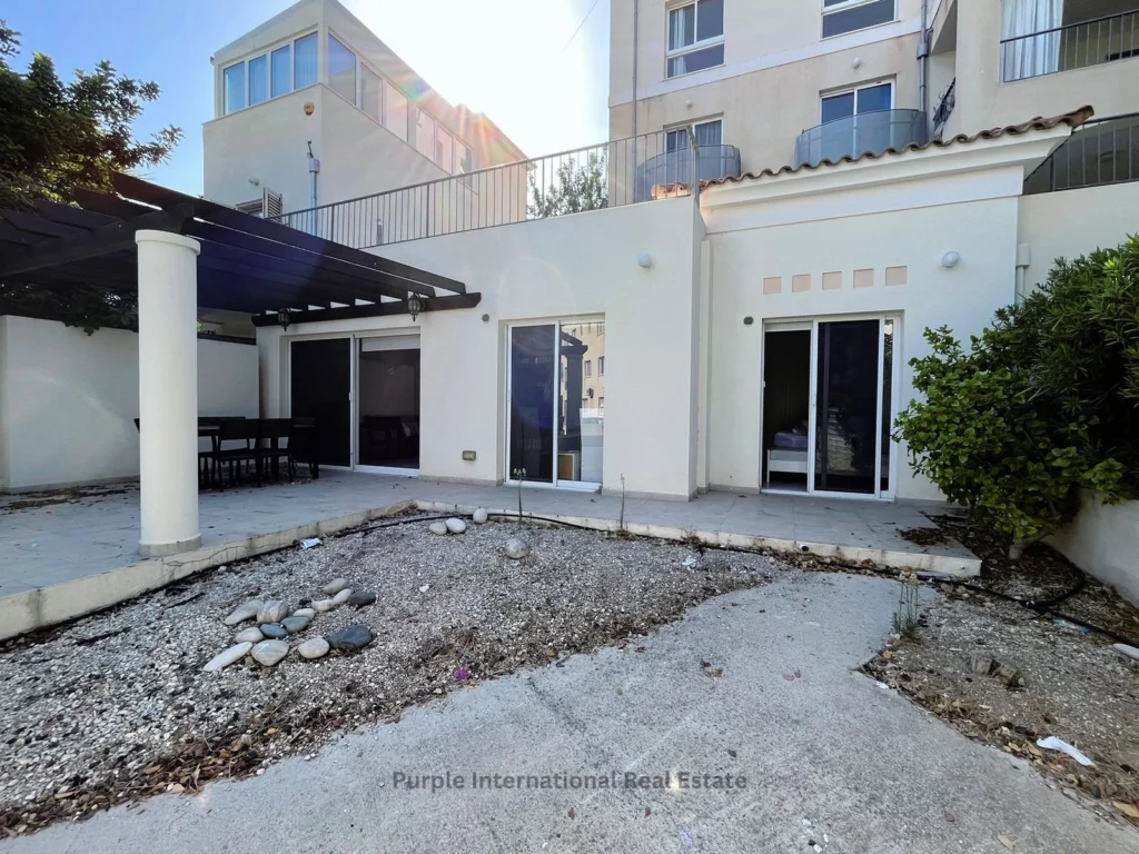 2 Bedroom Apartment for Sale in Paphos – Universal