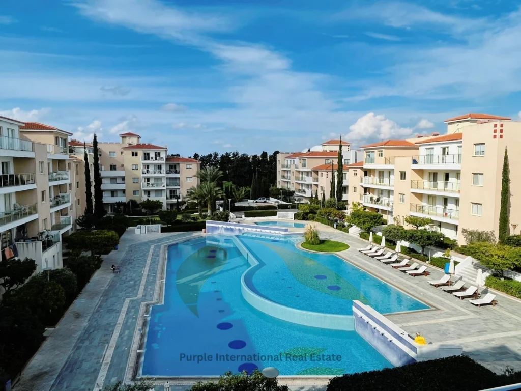 2 Bedroom Apartment for Sale in Paphos – Universal