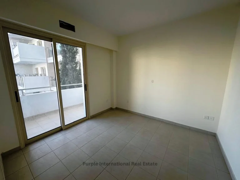 2 Bedroom Apartment for Sale in Paphos – Universal
