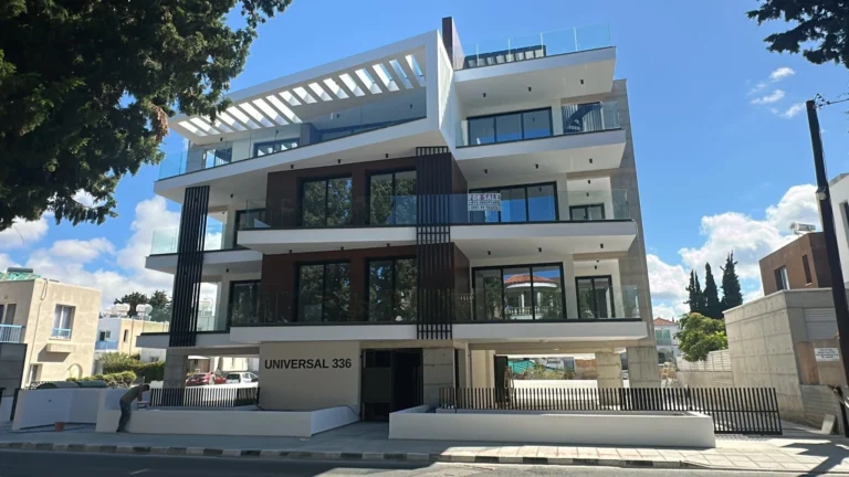 2 Bedroom Apartment for Sale in Paphos – Universal