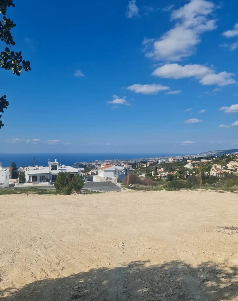 1,000m² Plot for Sale in Tala, Paphos District