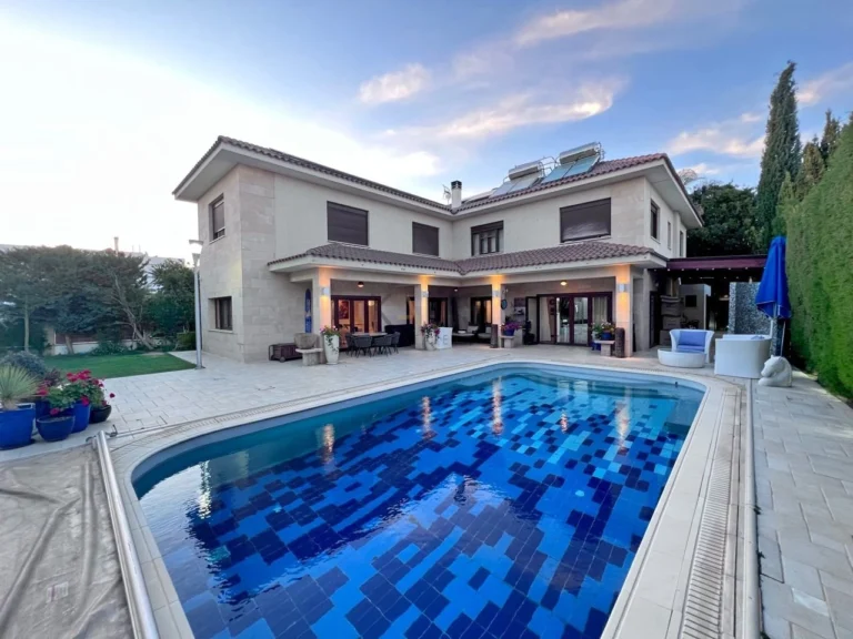5 Bedroom House for Sale in Engomi, Nicosia District