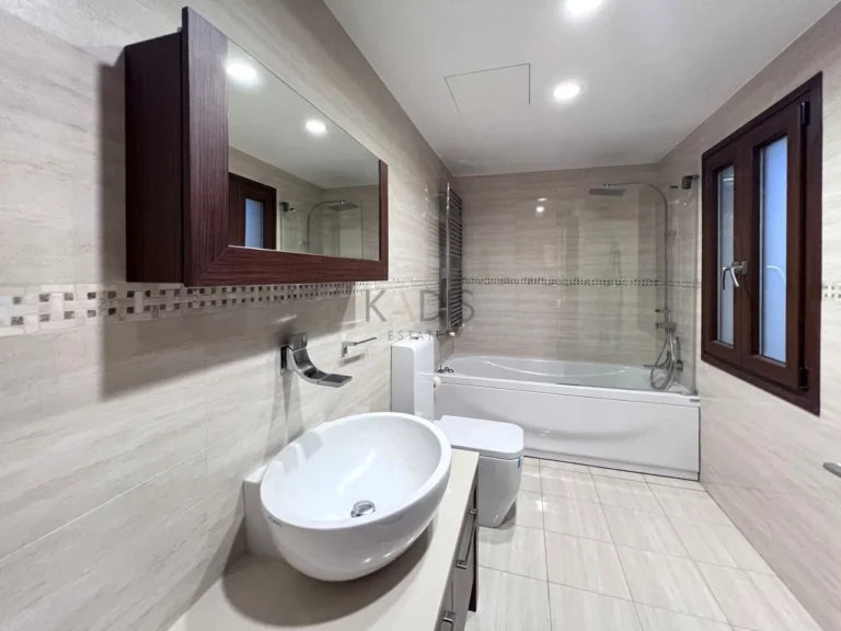 5 Bedroom House for Sale in Engomi, Nicosia District